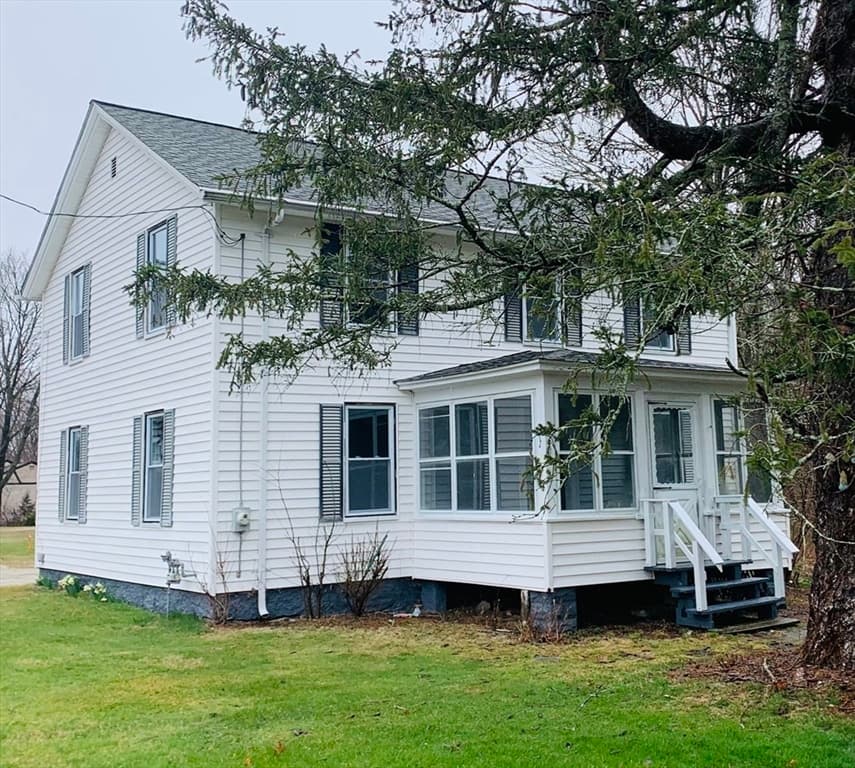 162 Blackstone Street photo 3