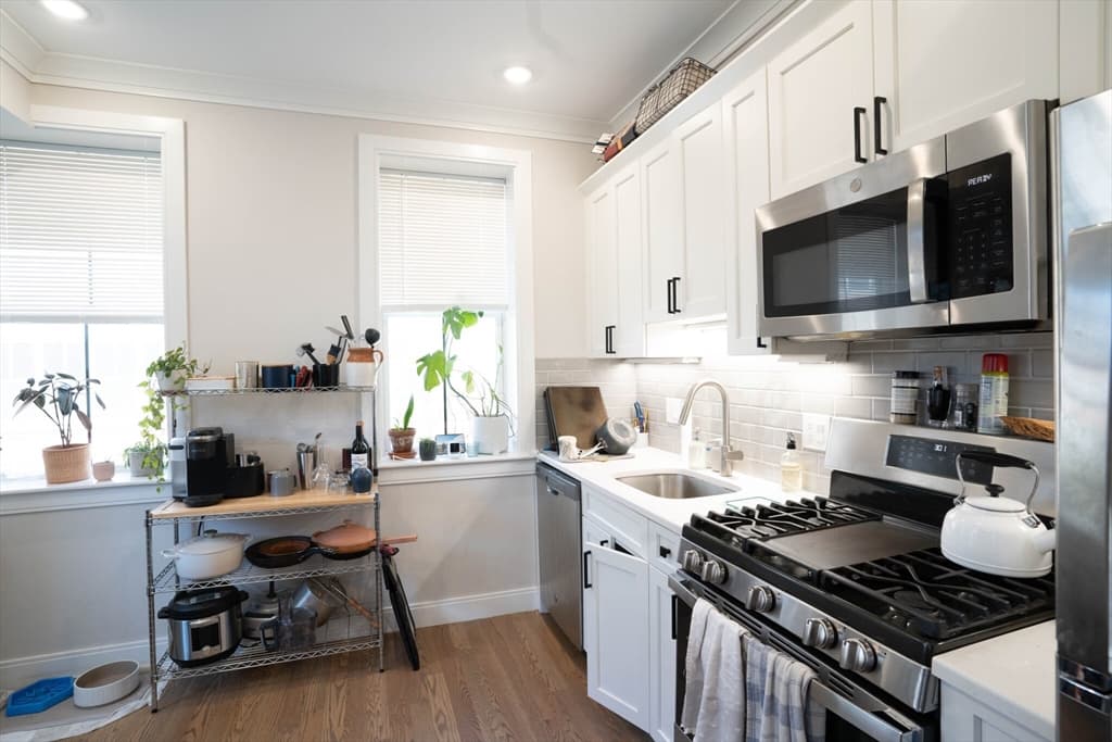 191 Porter St. #4