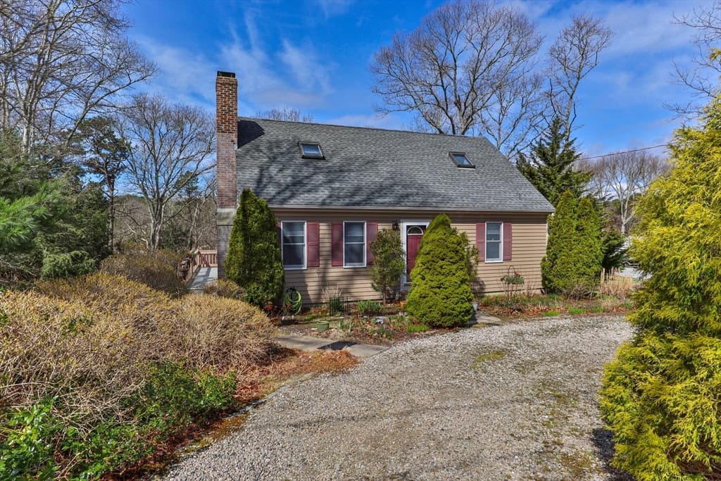 56 Pine Ridge Rd
