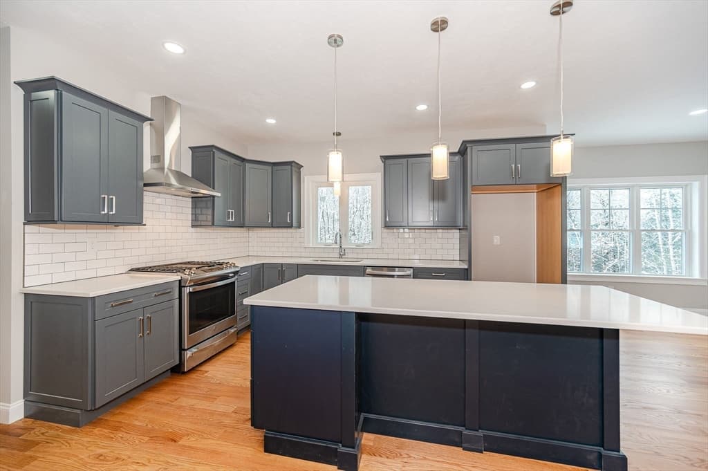 27 St Paul Lane #Lot 14 photo 2