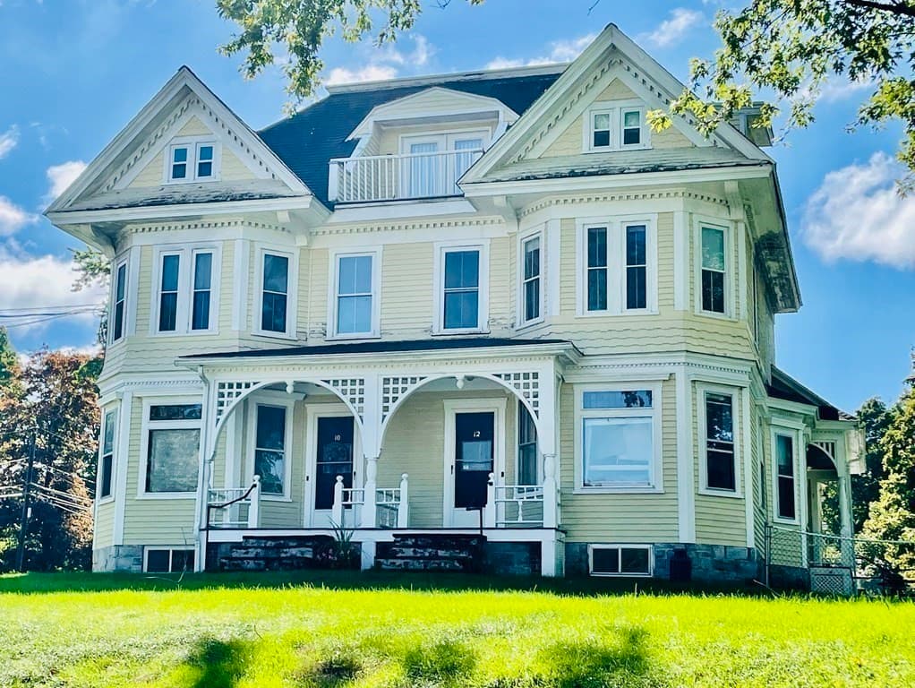 10-12 Lowell Street #12