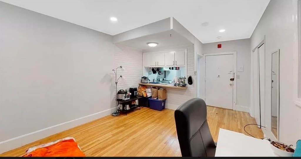 513 Beacon #2