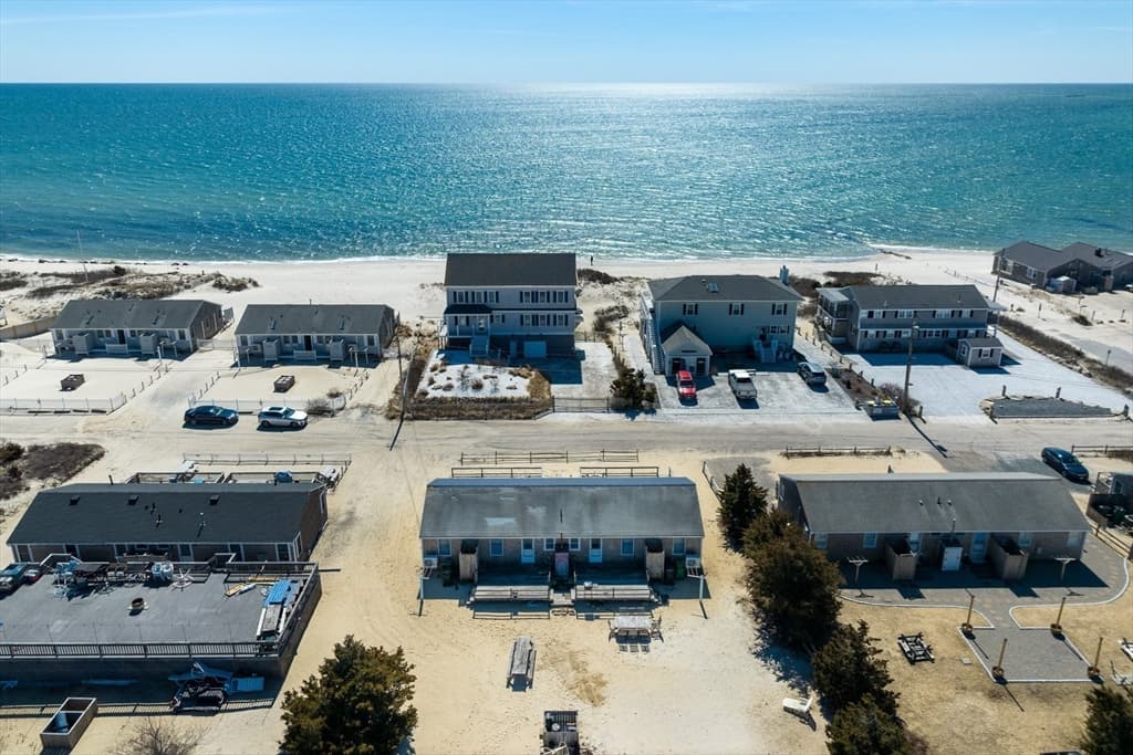10-12 Leeward photo 5