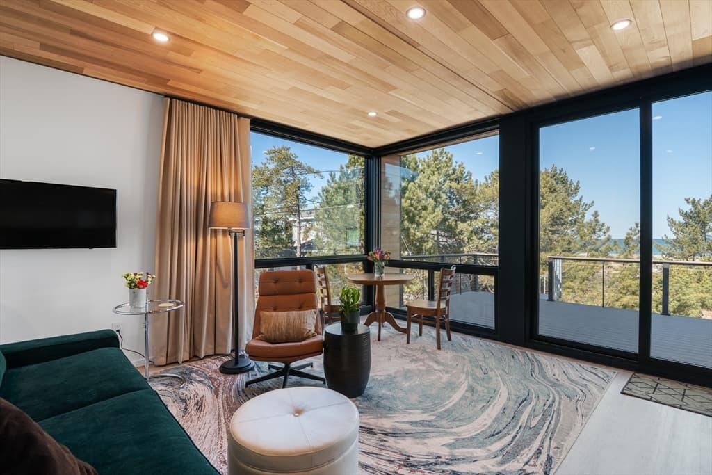 41B Wingaersheek Road #2 photo 5