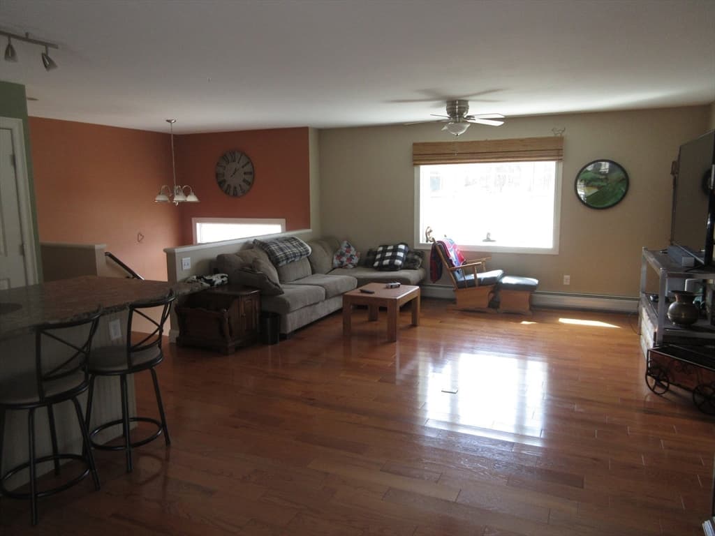 144 West Street photo 5