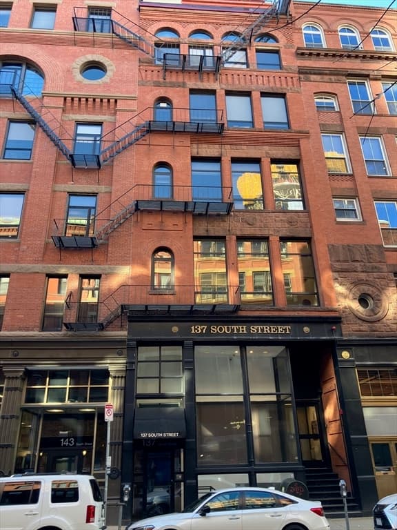 137 South St #2