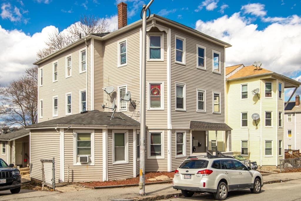59 Everard St #1