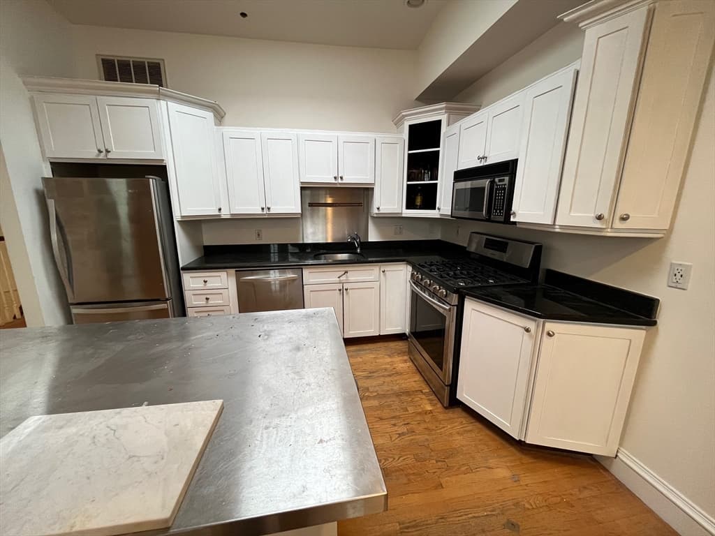 476 Massachusetts Ave #5 photo 5