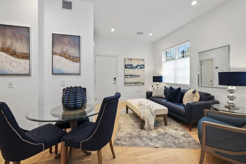 111 Marion St #1