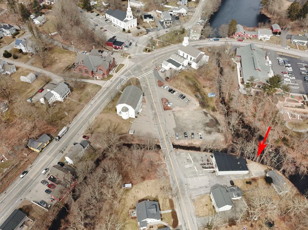 8 Grove St photo 2