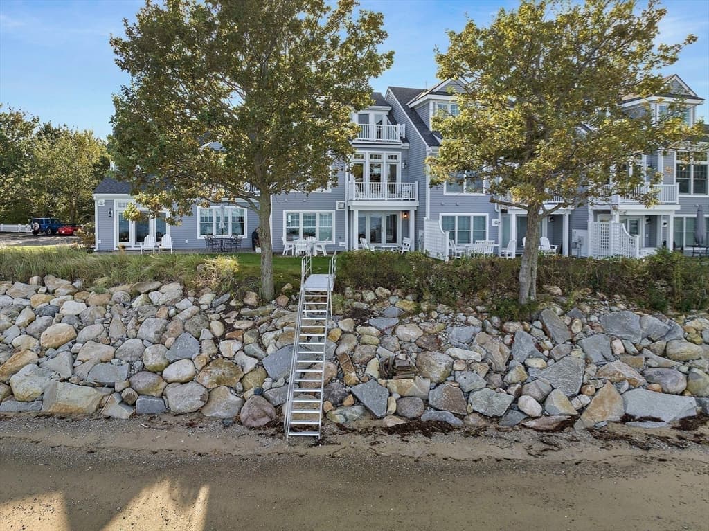 60 Robbins Road #6 photo 3