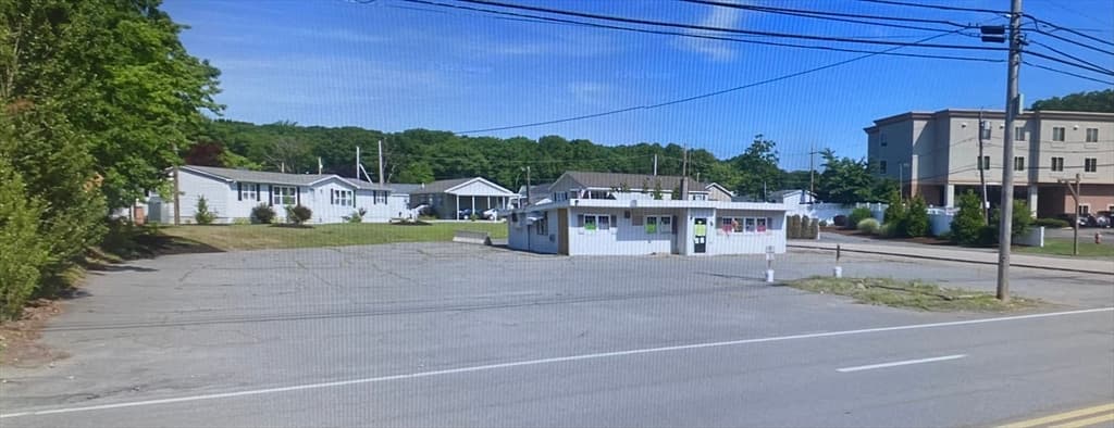 158 Washington Street photo 2