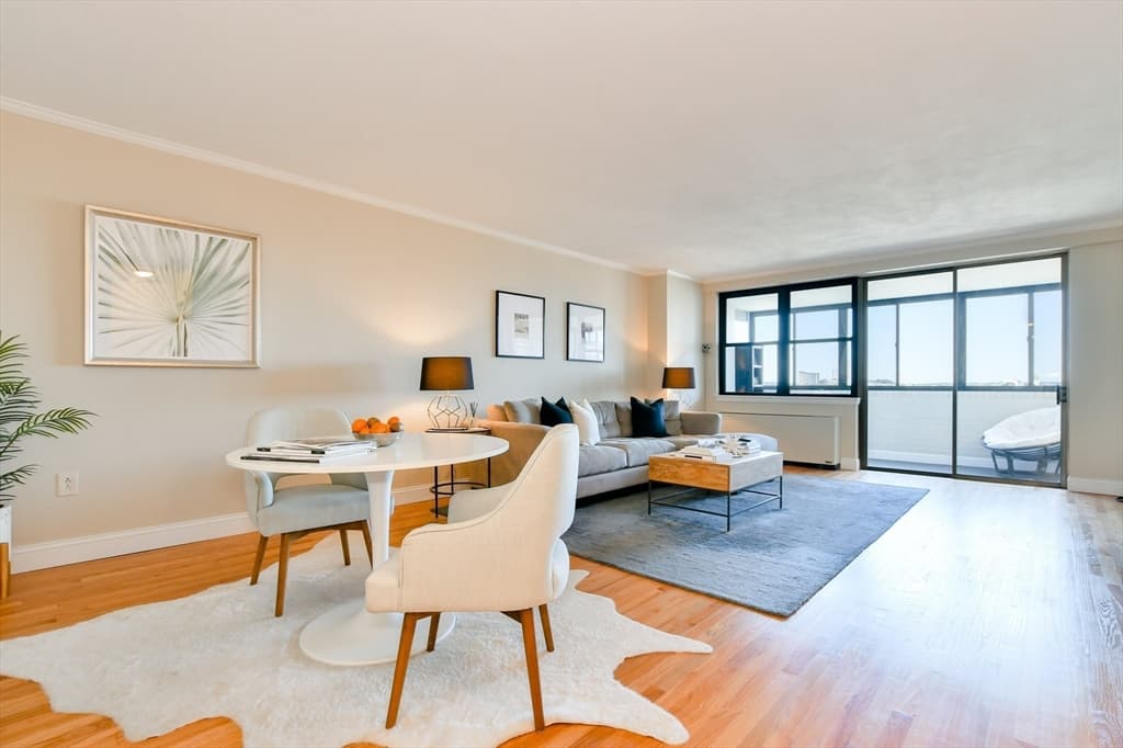 8 Whittier Pl #11B