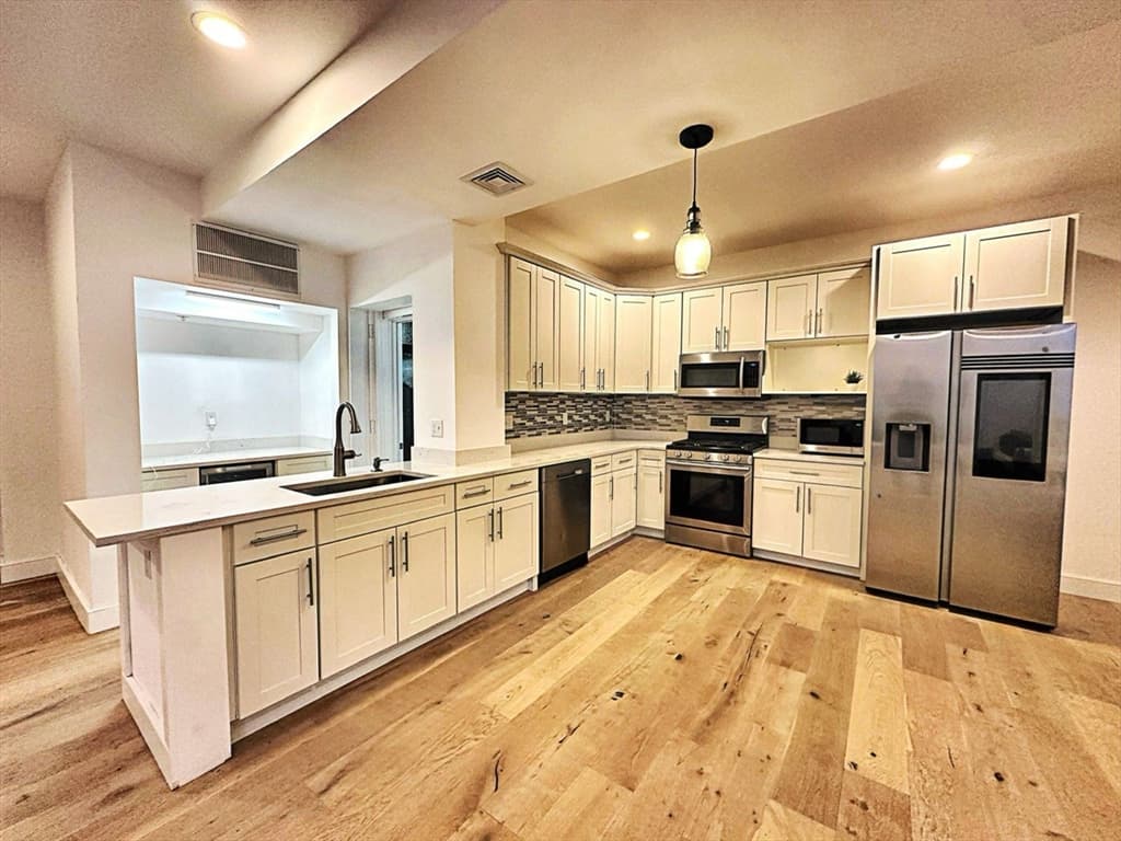 36 Prescott Street #205 photo 4