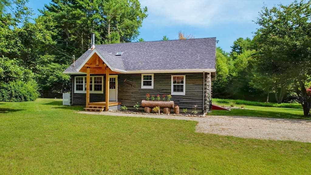 1406 North Hixville Road