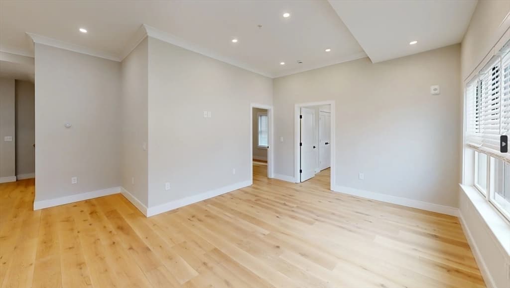 9 Everett St. #1 photo 4