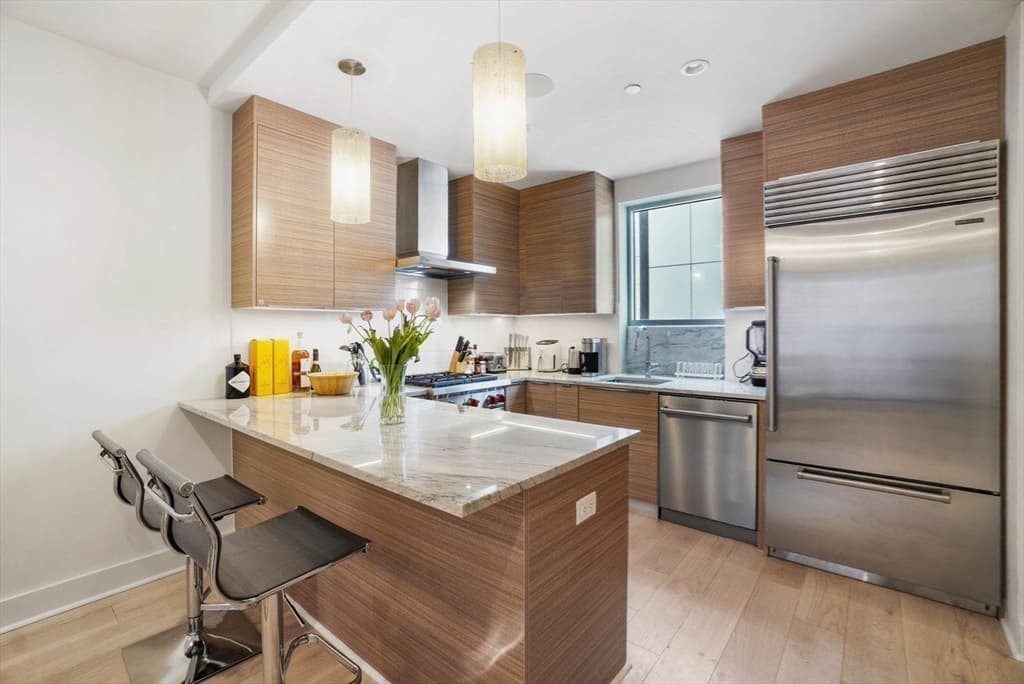 14 West Broadway #304 photo 5