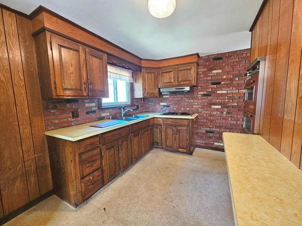 173 Batchelor St photo 3