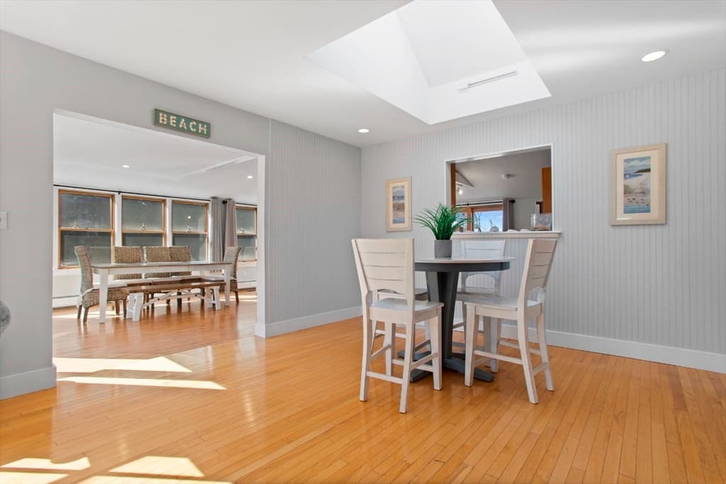 18 Meadow Lane photo 5