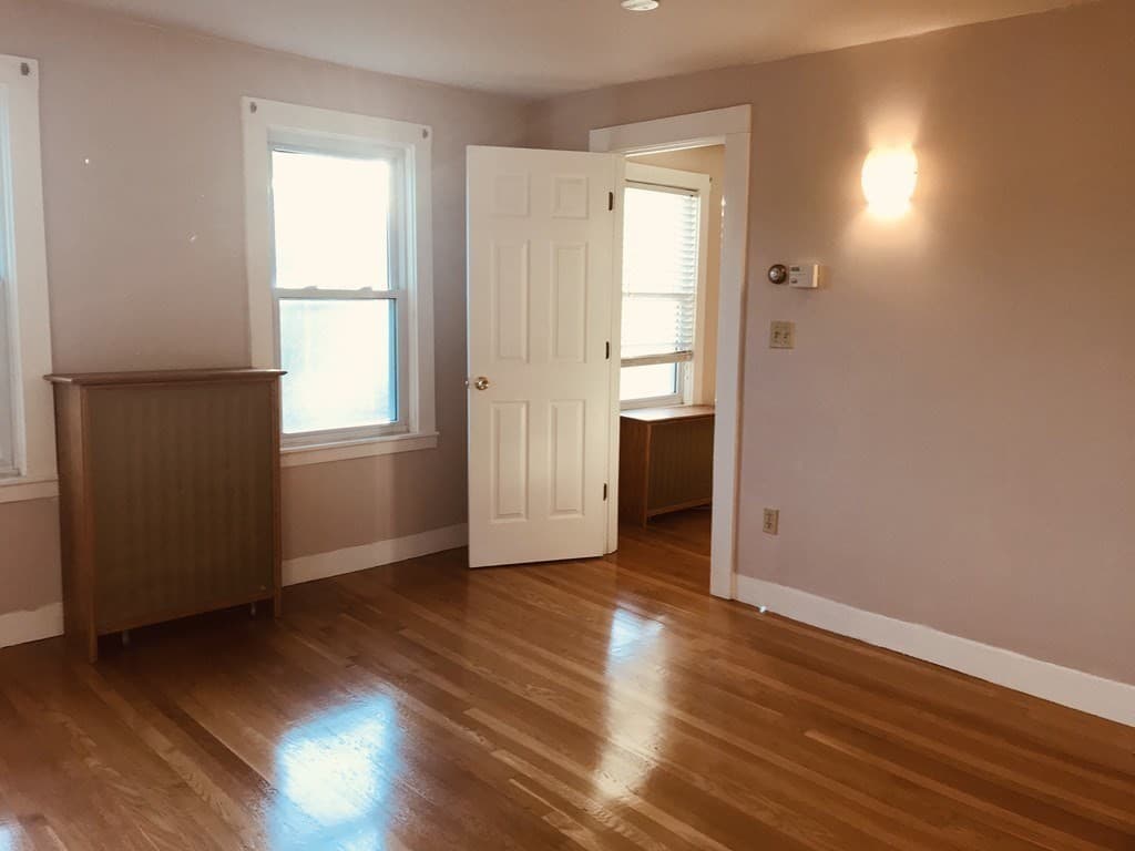 288 Middle Street #2/F photo 4