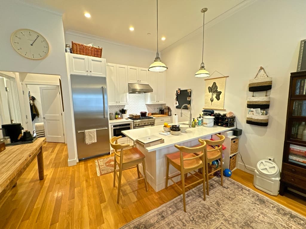 49 E Concord St #2 photo 5