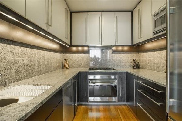 500 Atlantic Ave #17M photo 2