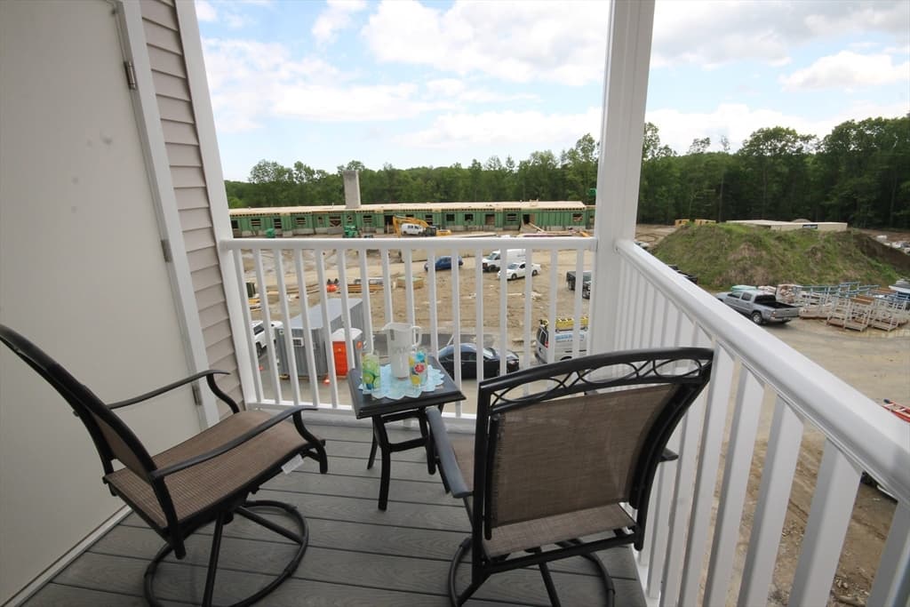 1 Regency Village Way #202 photo 5