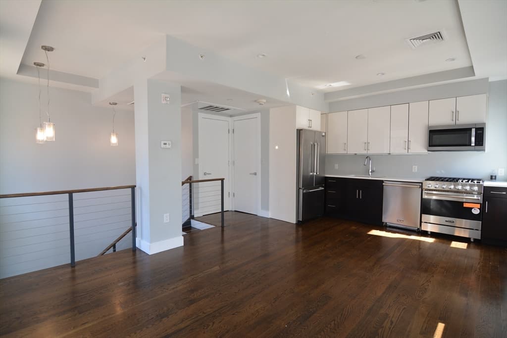 1672 Washington Street #101 photo 2