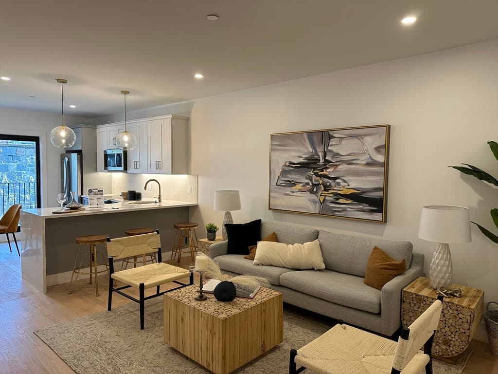 52 Withington Street #4