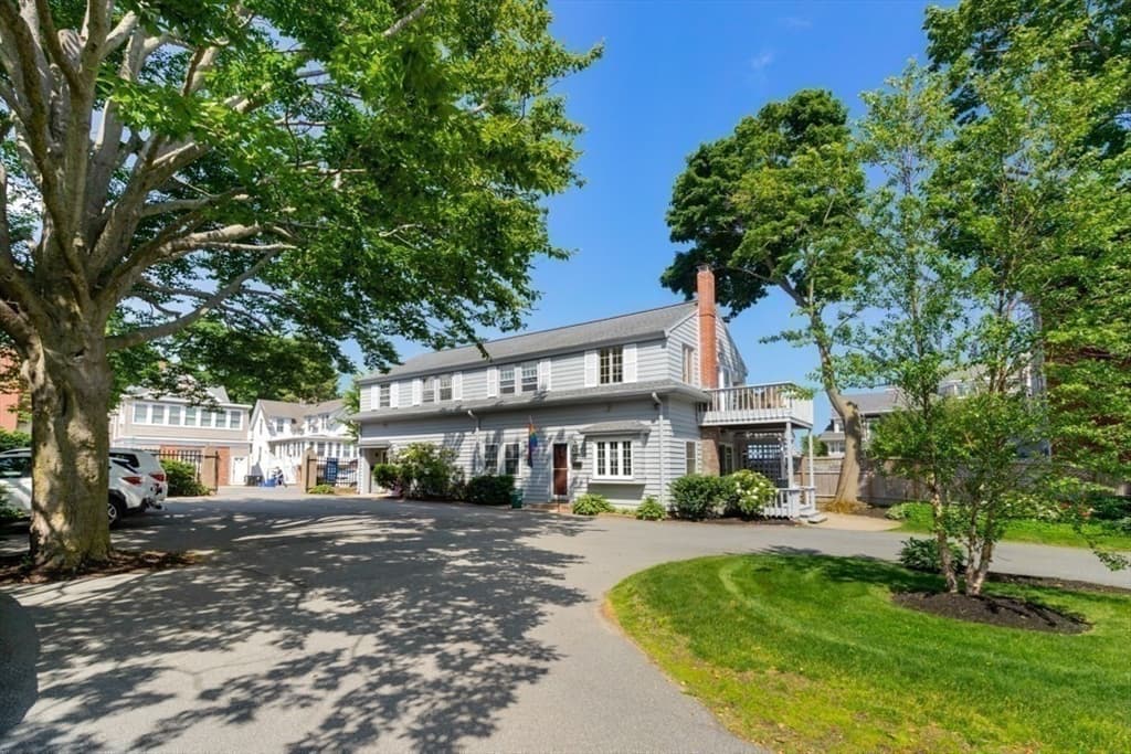 209 Humphrey St #5