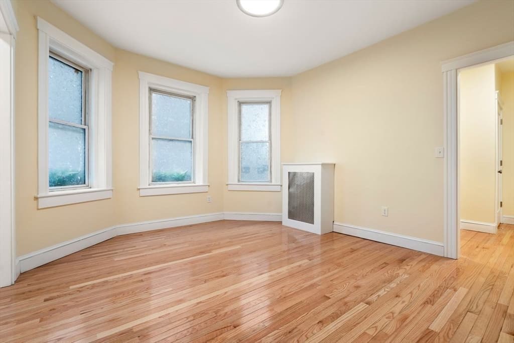 131 Park Dr #2 photo 3