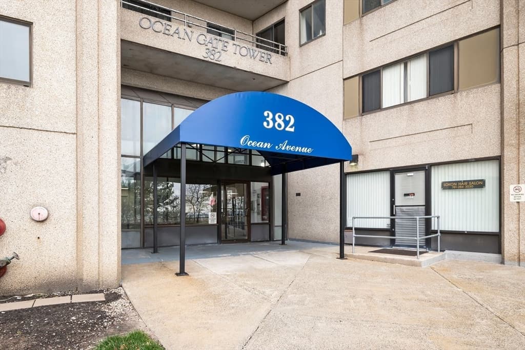 382 Ocean Ave #604 photo 3