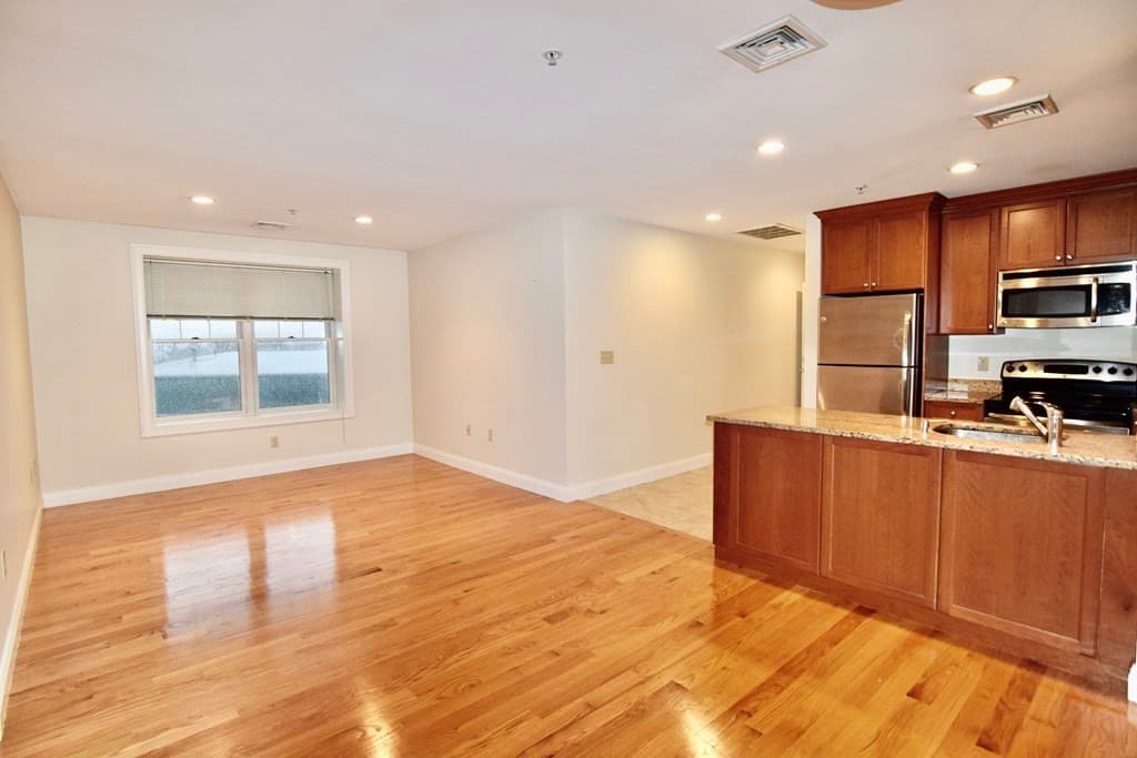 2 Sumner Street #2B photo 5
