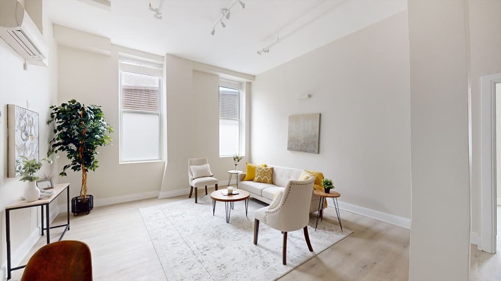 33 Hermon St #R105 photo 2
