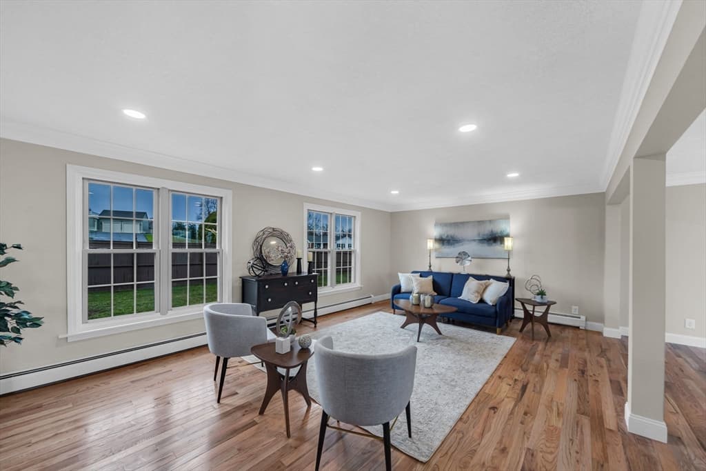 14 Southwick Hill photo 5