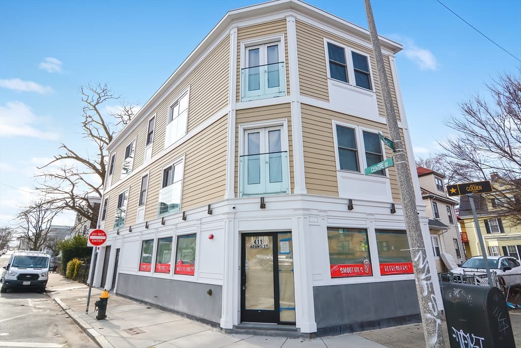 411 Adams St