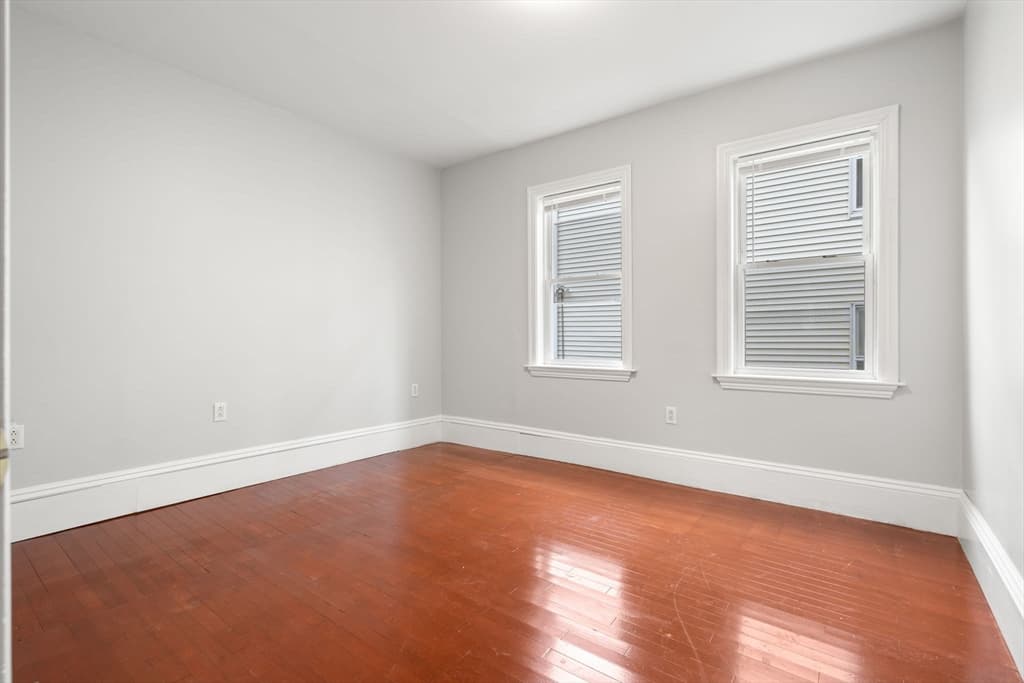 33 Longfellow St. #2 photo 4