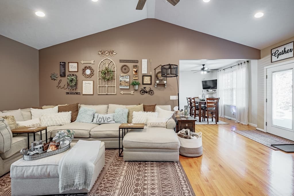 8 Jacobs Way #8 photo 5