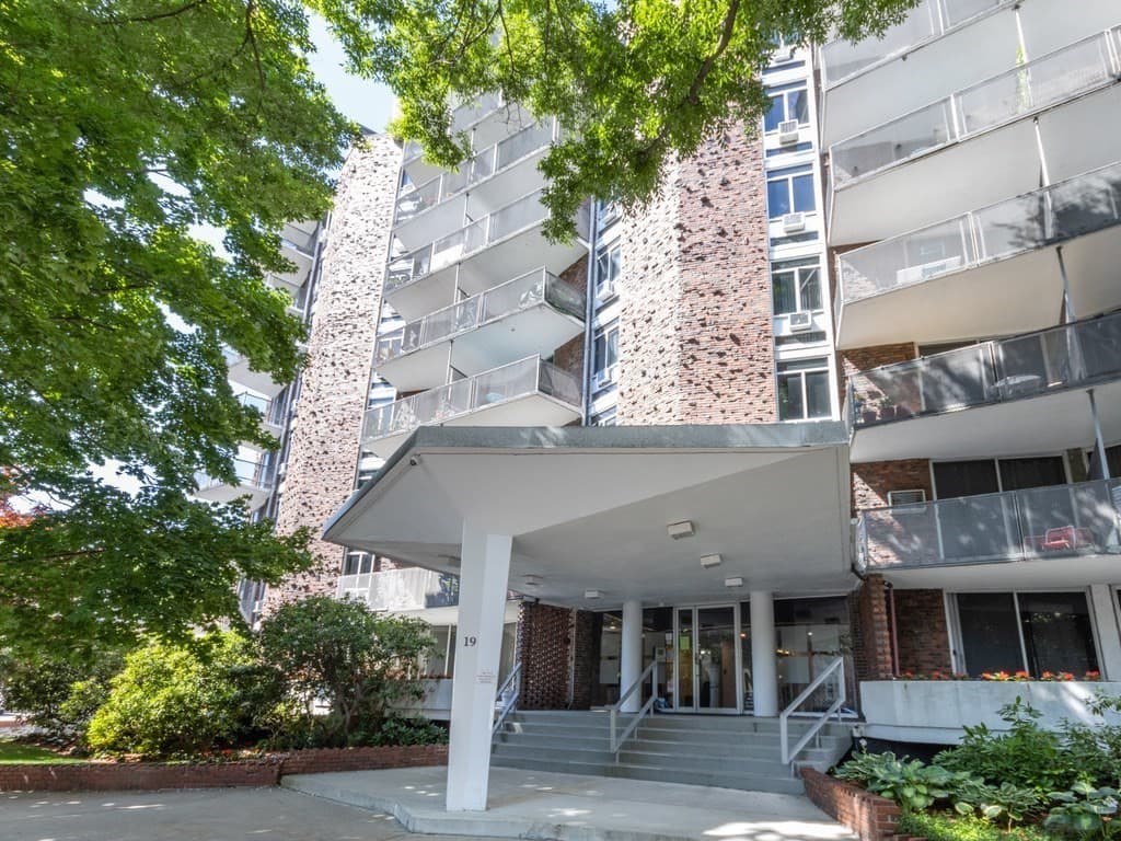 19 Winchester St. #507