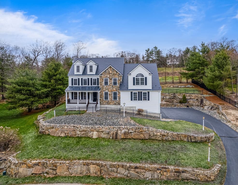 253 Shining Rock Dr photo 4