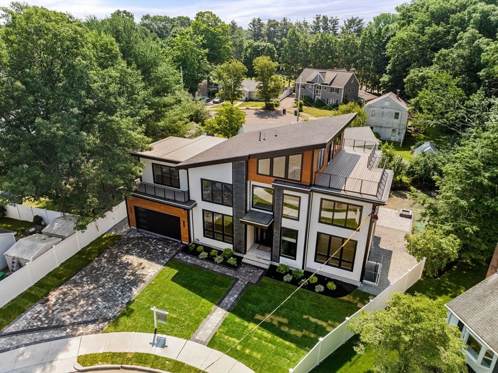 12 Antonellis Cir