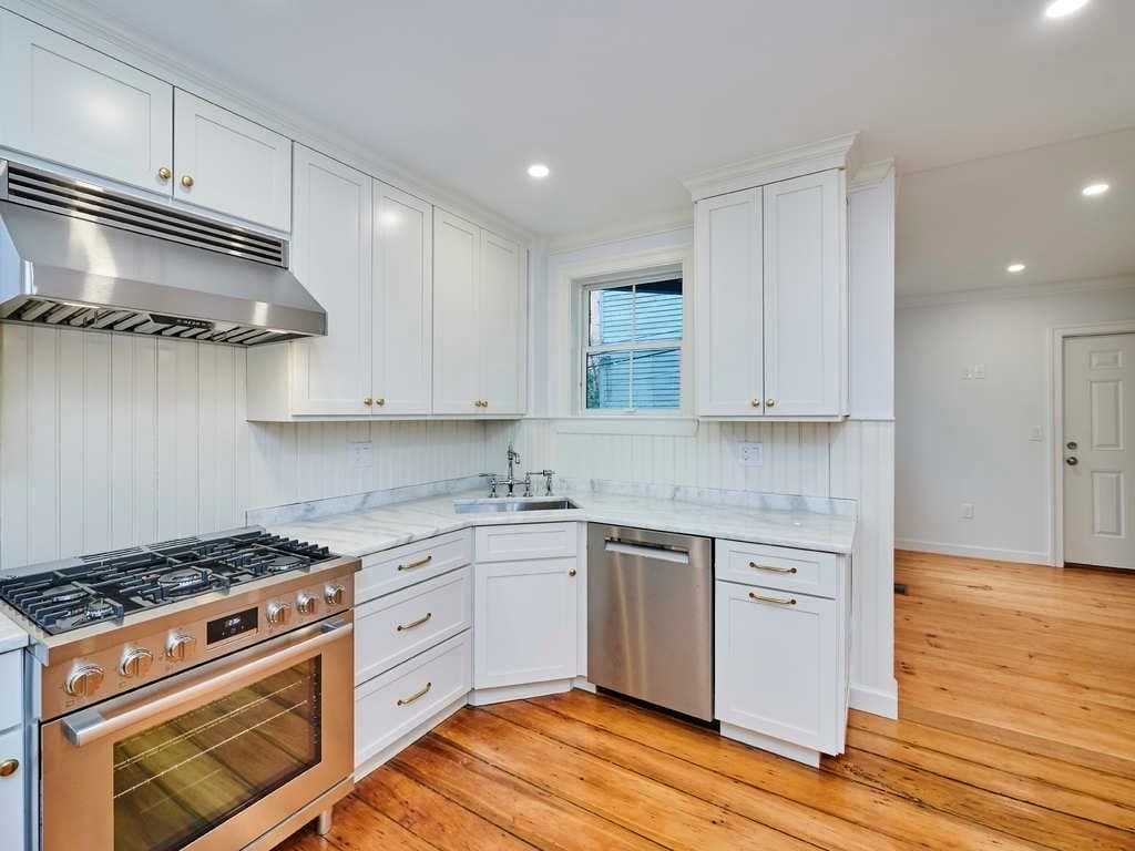 38 Pleasant Street #1 photo 4