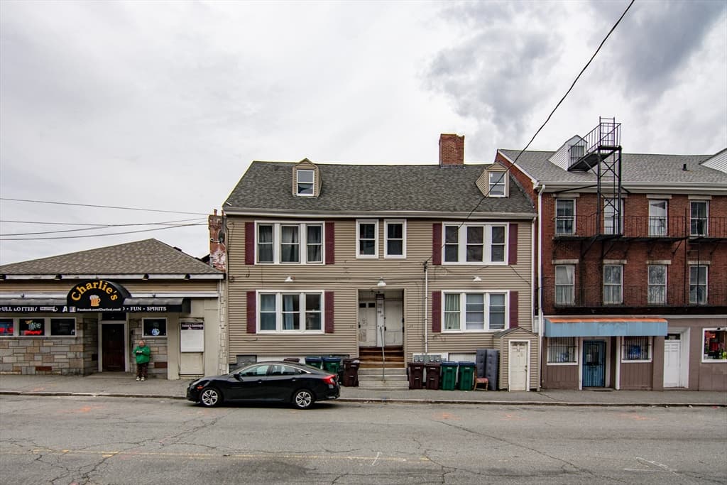 26 Cabot St photo 2