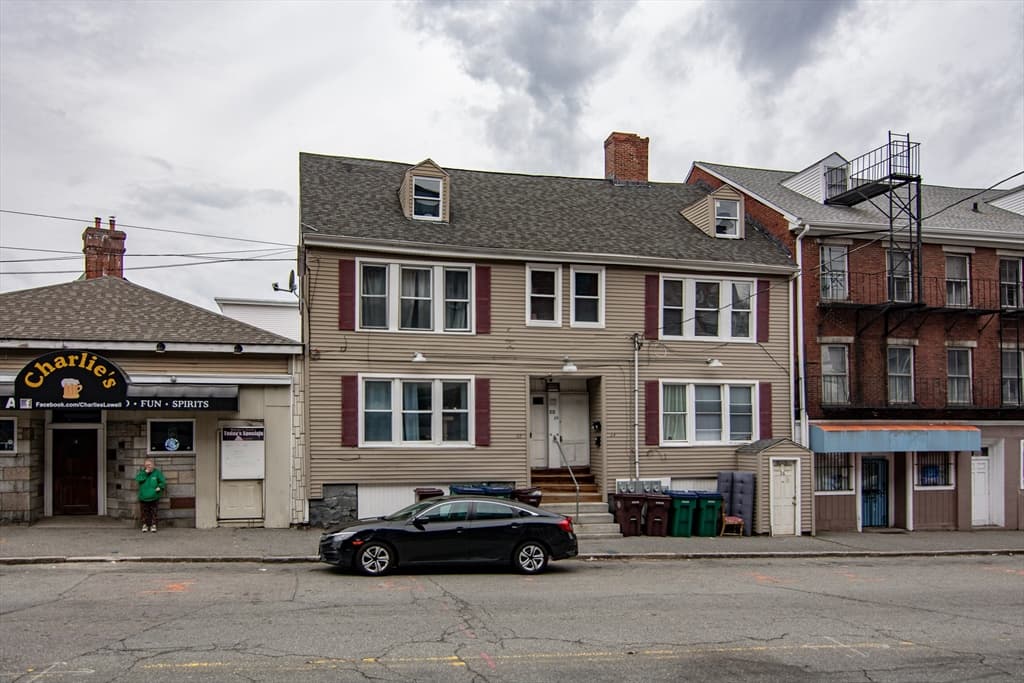 26 Cabot St photo 4