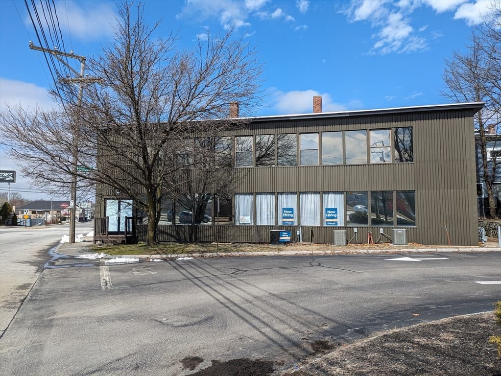 16 South Willow St