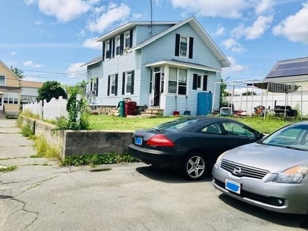 255 White St photo 3