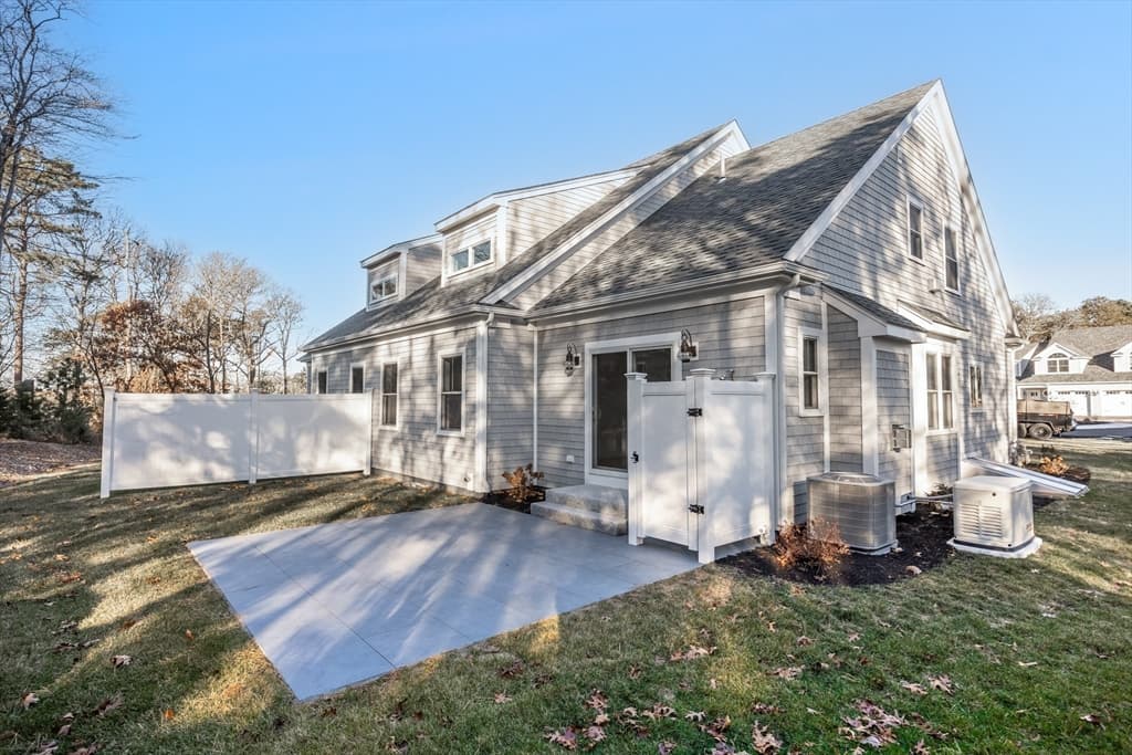 213 North Falmouth Hwy #4B photo 3