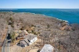 148 Hesperus Avenue #A photo 5