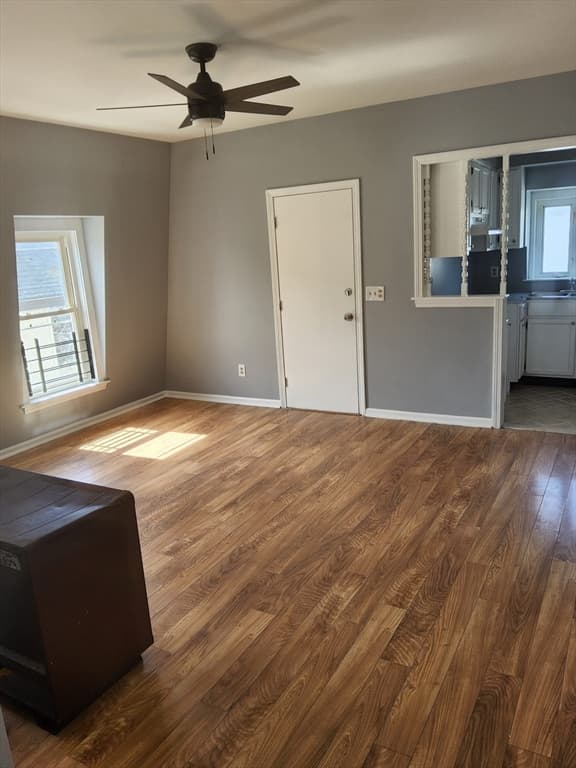 112 Seabury Street #3 photo 3