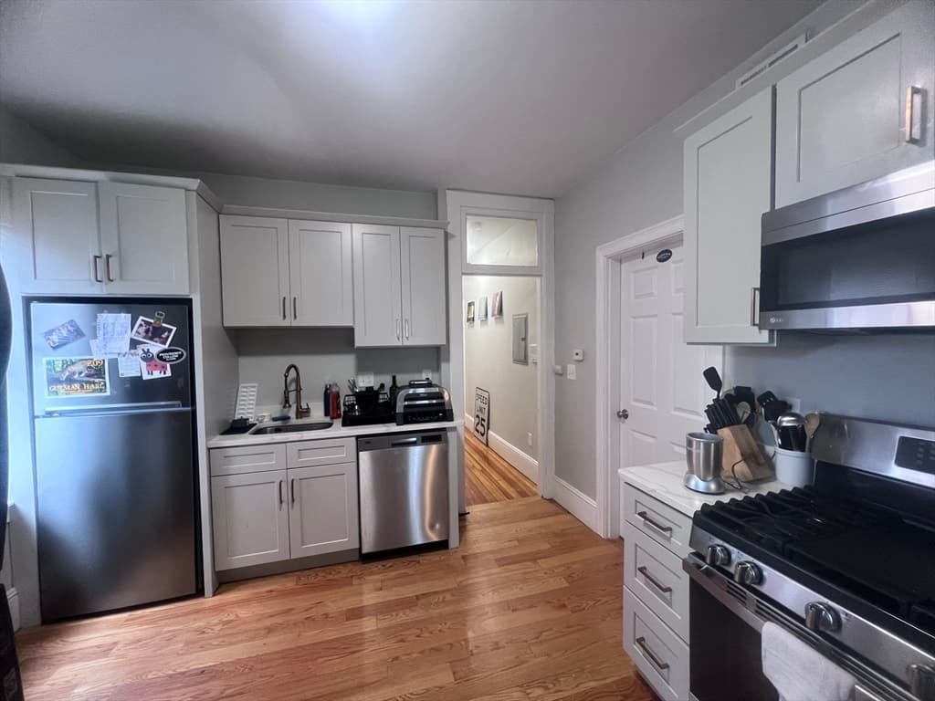 247 L Street #2 photo 3